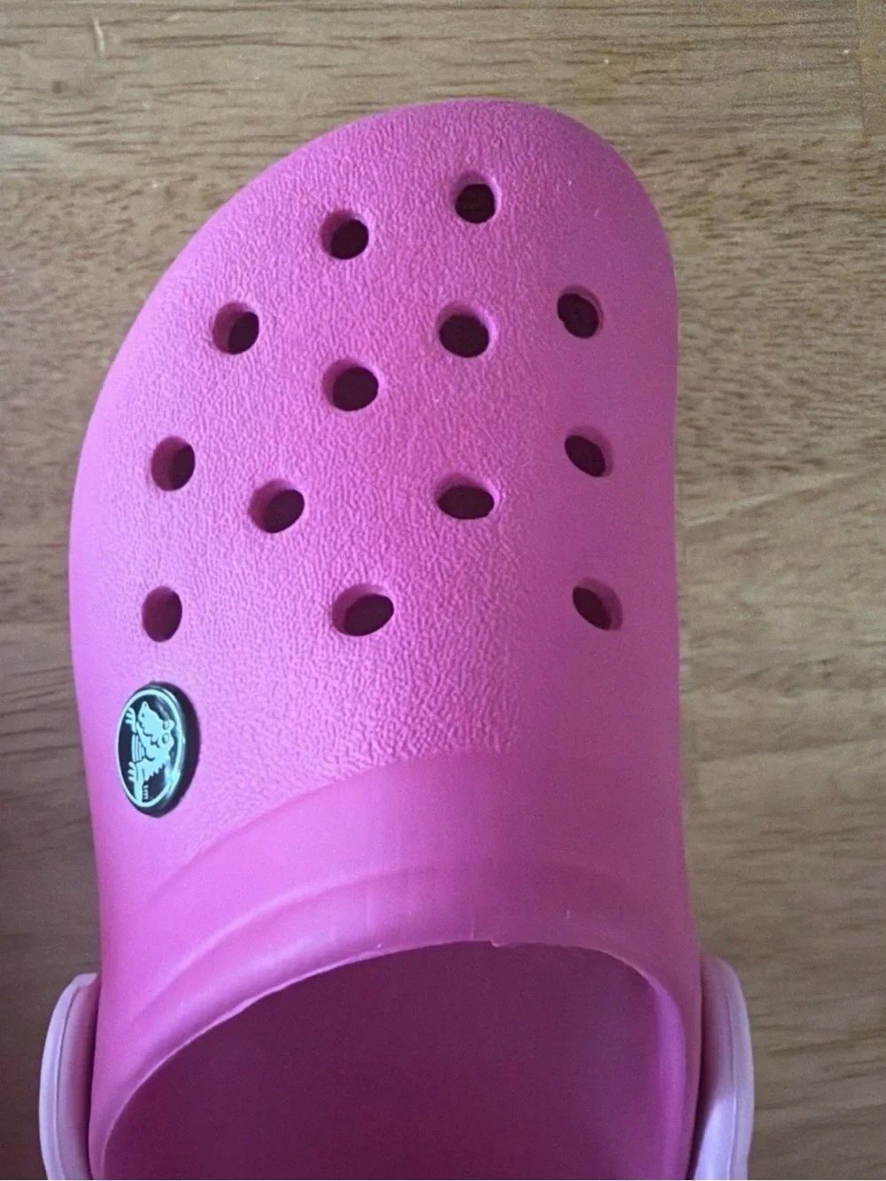 CROCS up sale